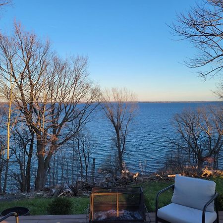 Unique Waterfront House With Private Beach Gananoque Εξωτερικό φωτογραφία