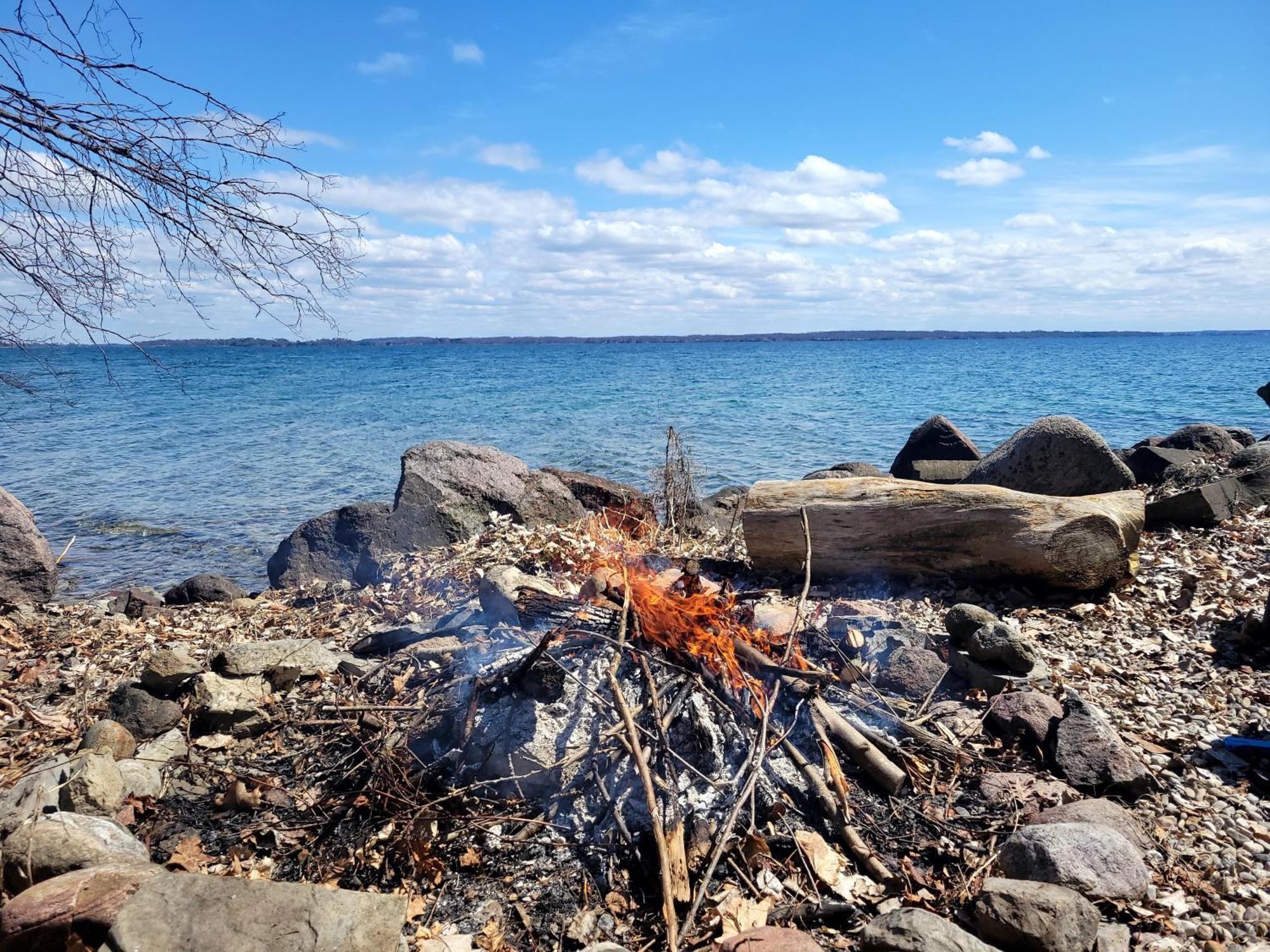 Unique Waterfront House With Private Beach Gananoque Εξωτερικό φωτογραφία